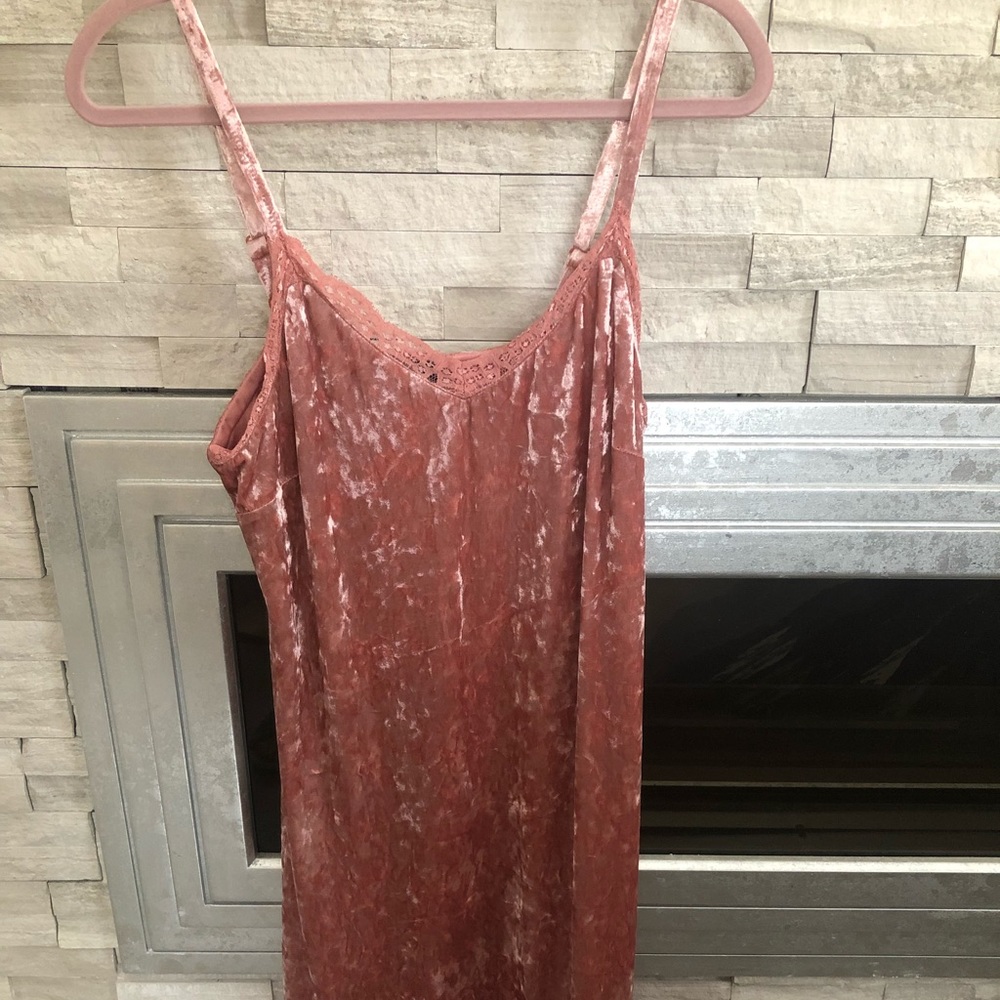 NWT Bobeau velour slip-on dress sz M